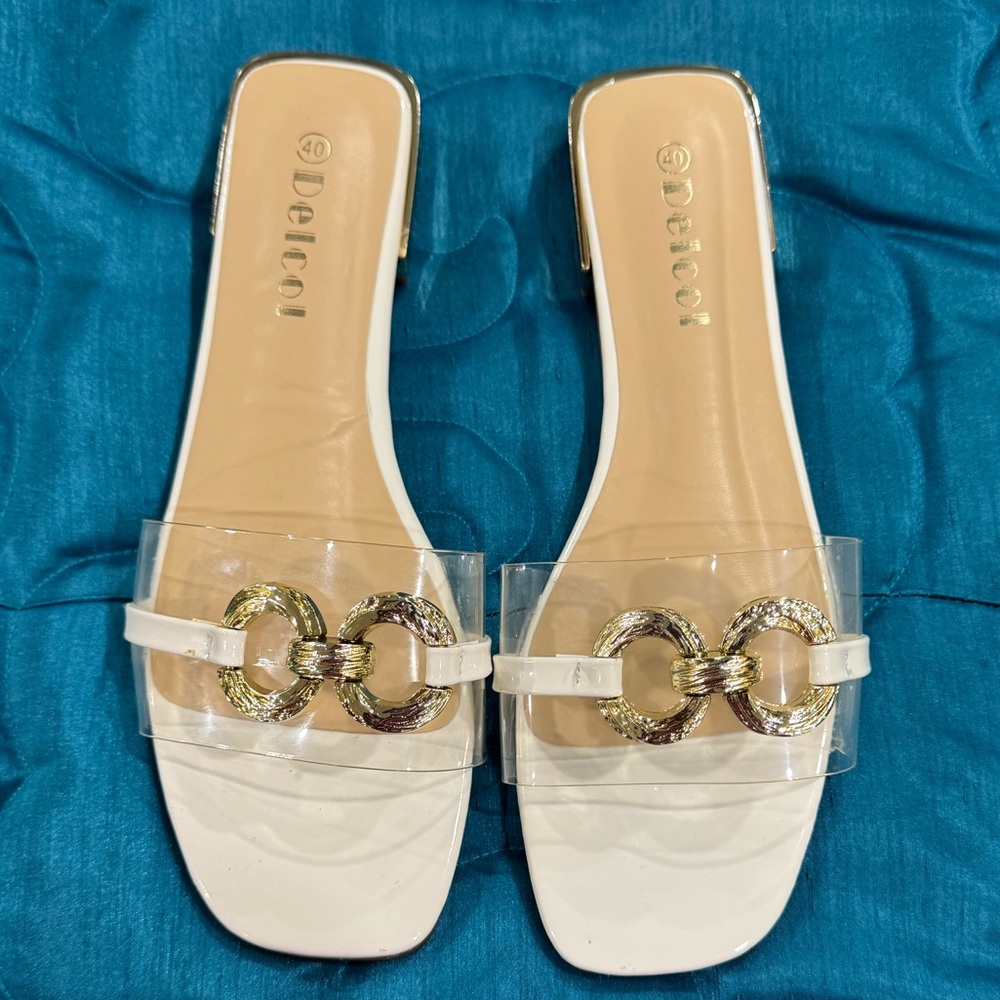 Ladies size 10 sandals